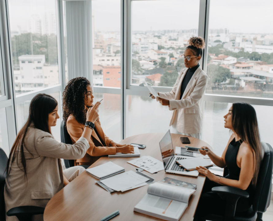 leadership in crisis moments