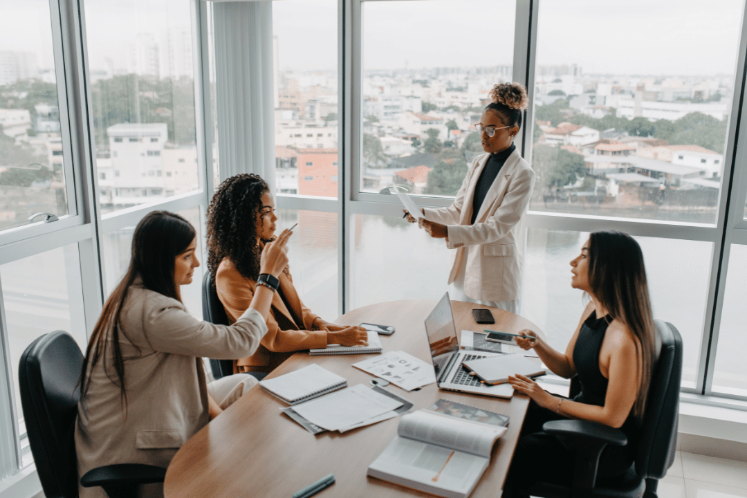 leadership in crisis moments